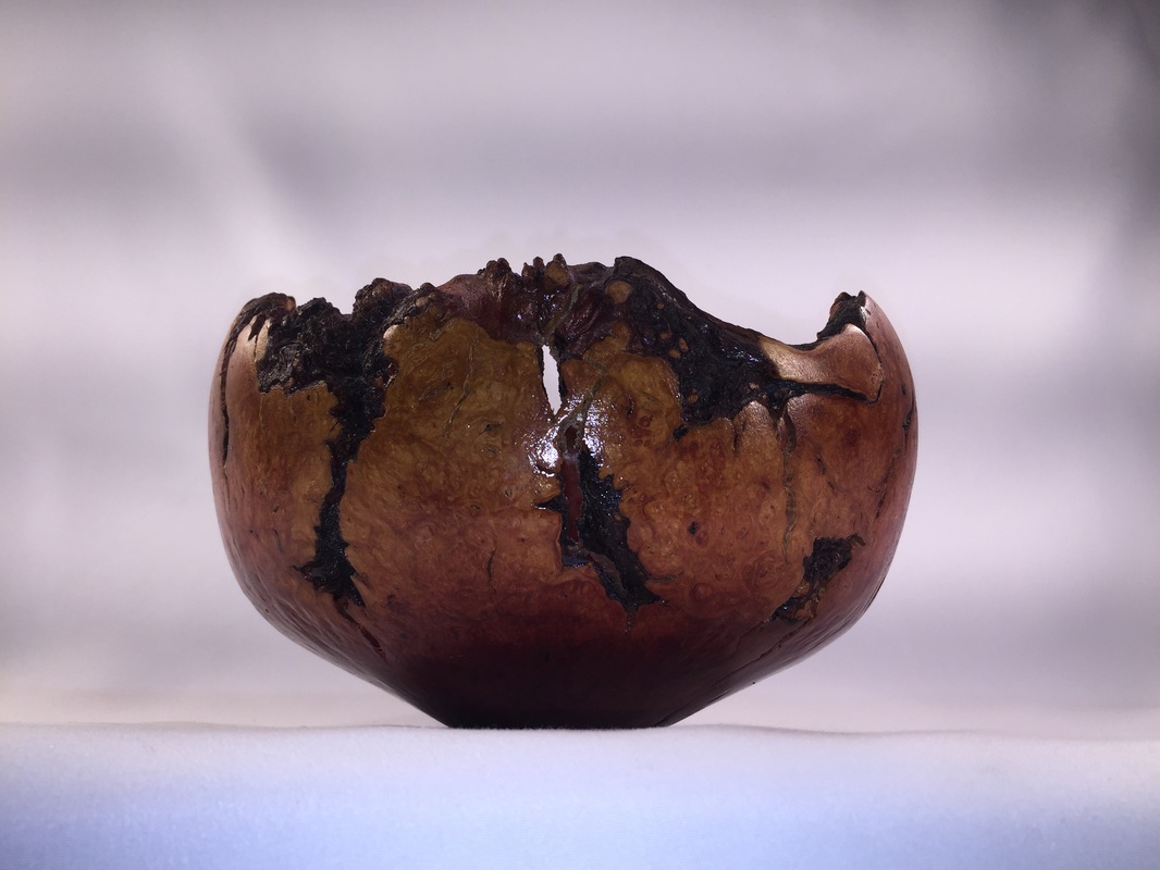 Manzantia Burl Cap Bowl